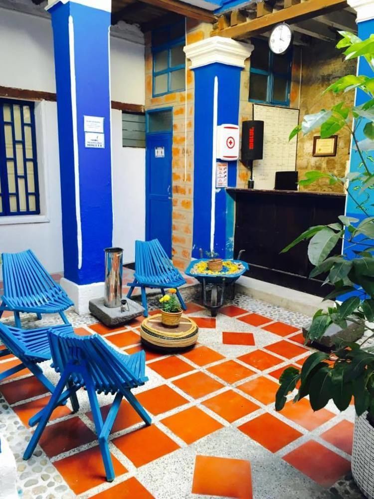 Blue Door Housing Historic Quito Hotel Exterior photo